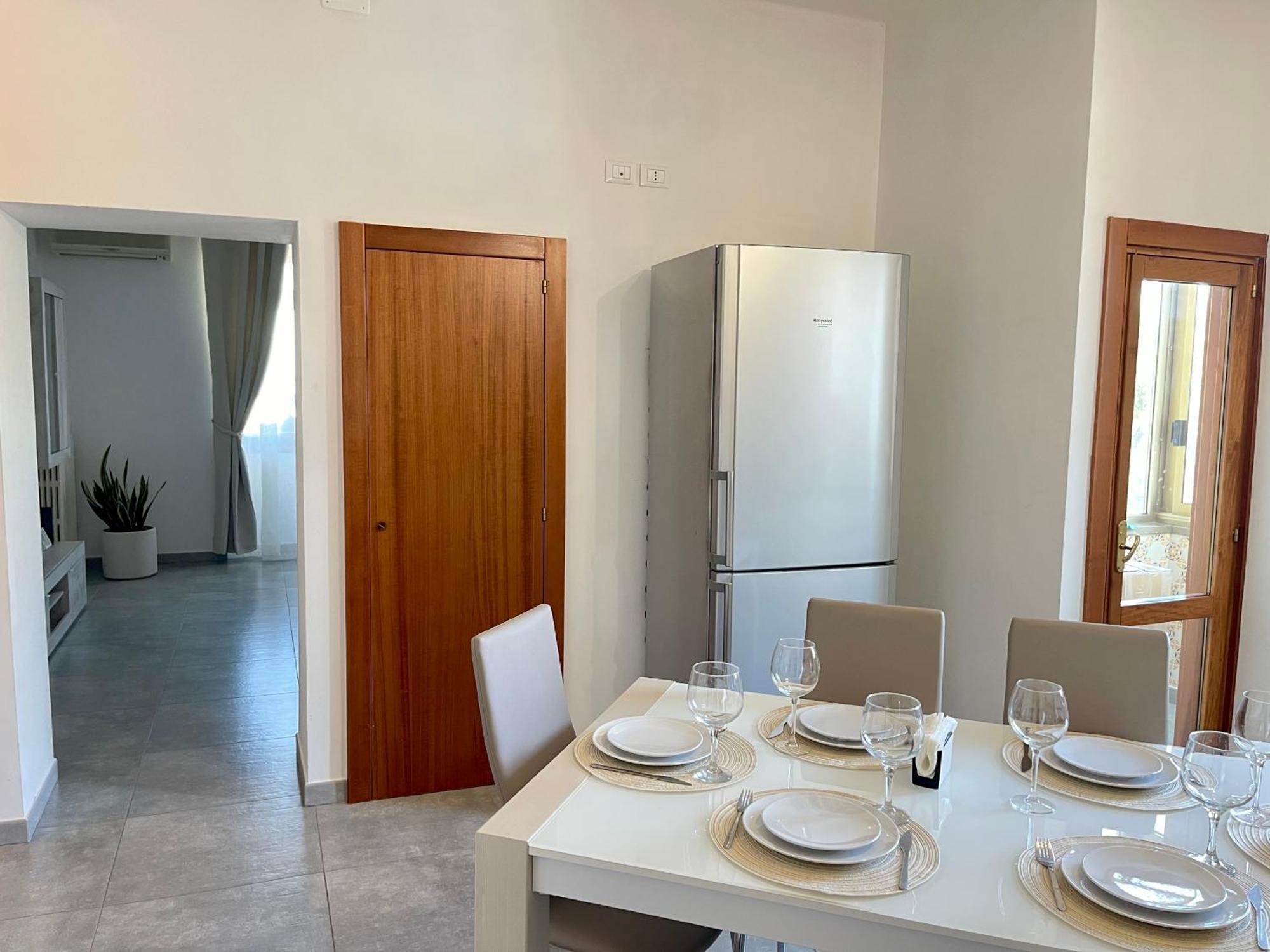 All'Apulia N'23 - Apartment With Parking Lecce Exterior photo